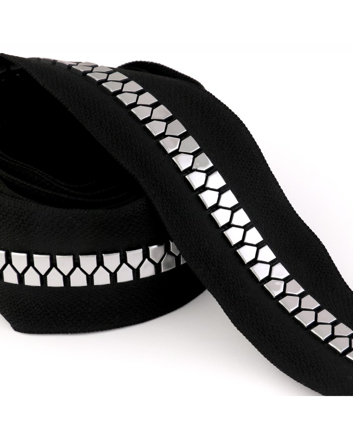 CIERRE N15 RESINA NEGRO DIENTE TRIANGULAR PLATEADO *Importado*